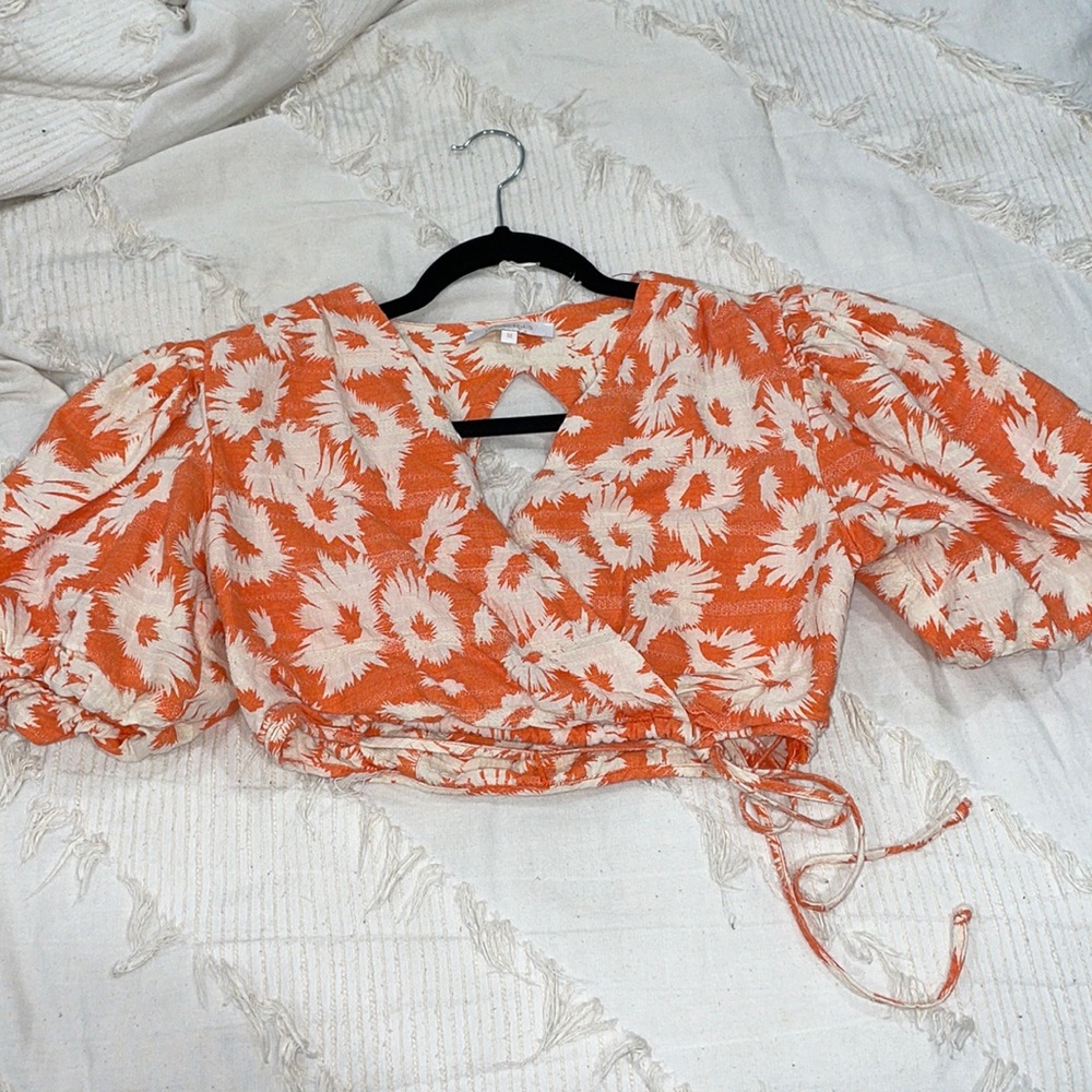 Cute tropical top
